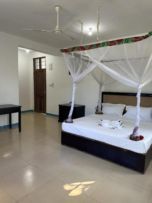 Coconut Tree Village Beach Resort Uroa Buitenkant foto