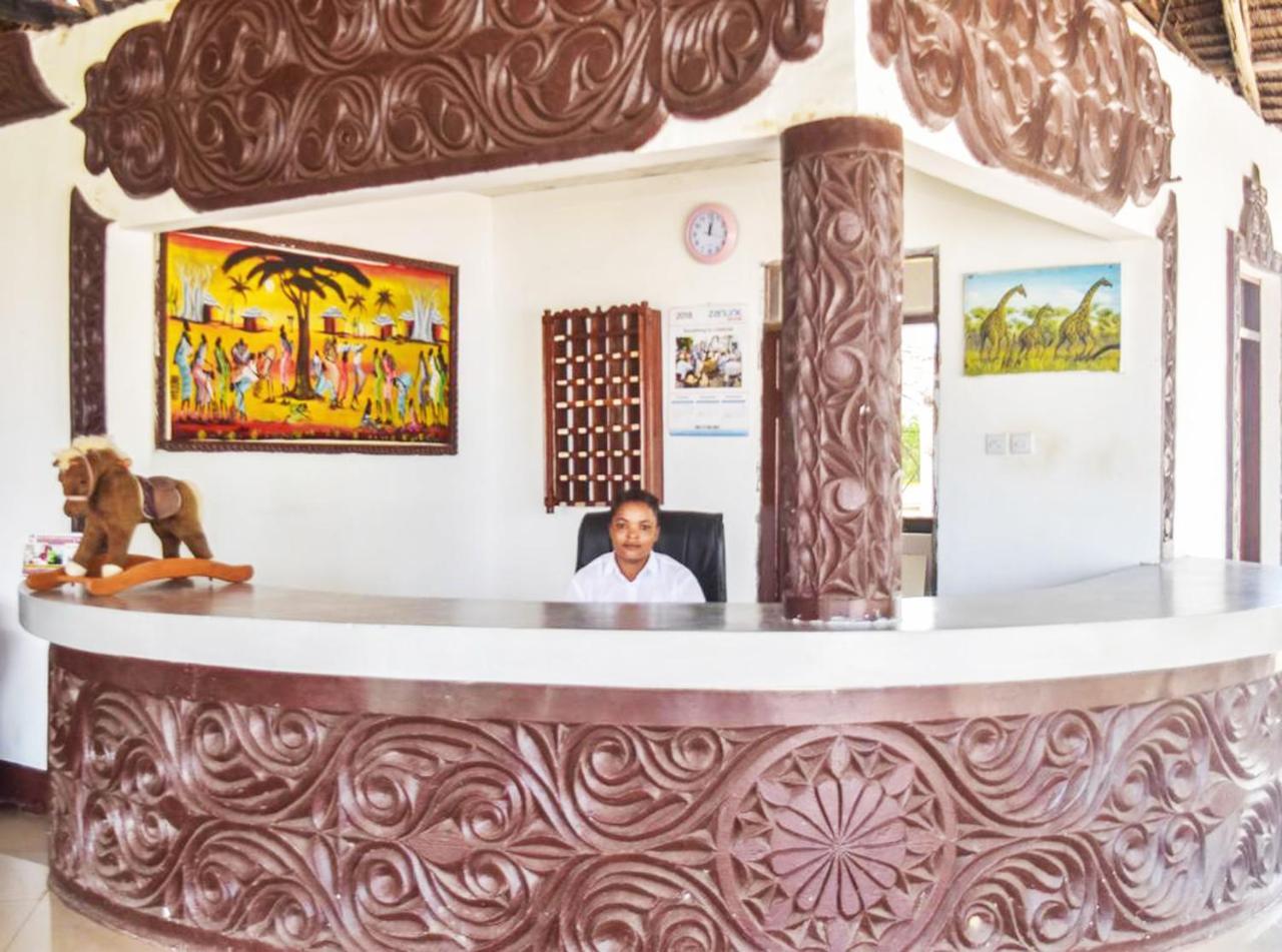 Coconut Tree Village Beach Resort Uroa Buitenkant foto